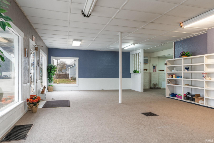 Listing Image 22