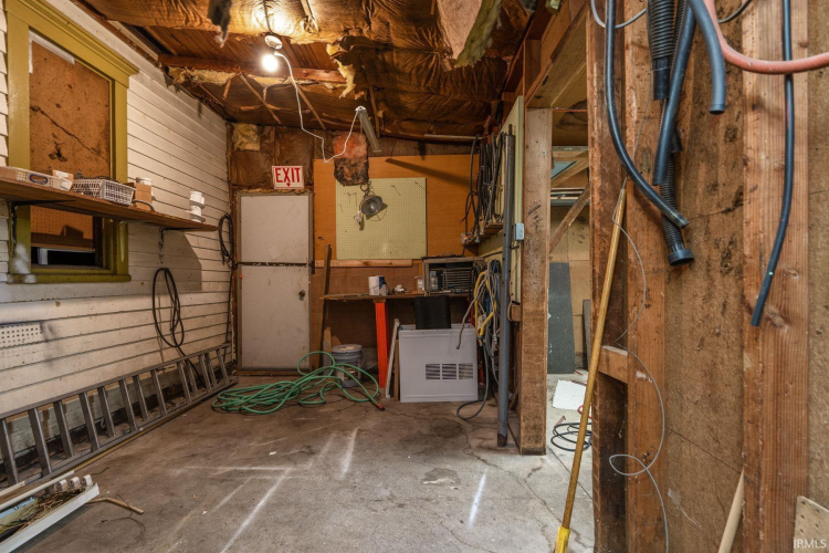 Listing Image 32