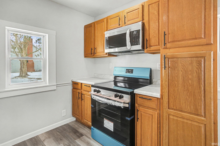 Listing Image 15
