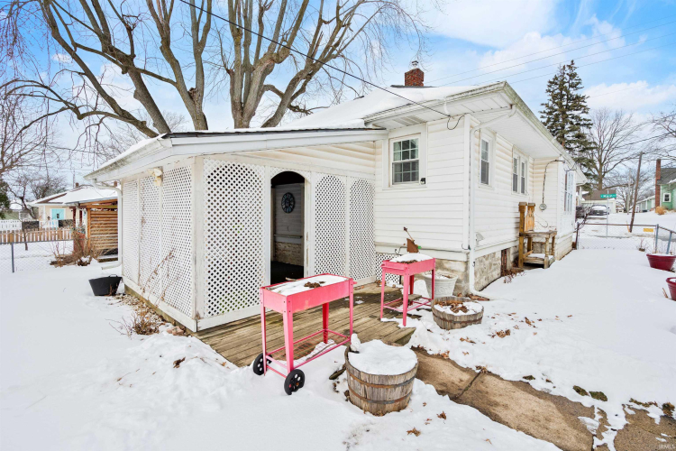 Listing Image 18