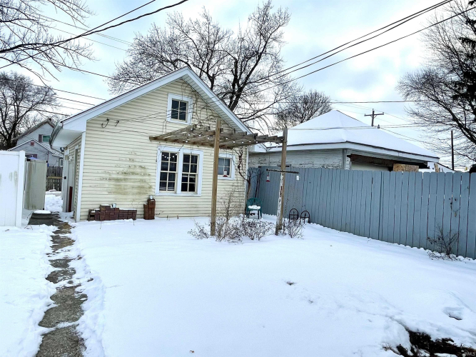 Listing Image 22