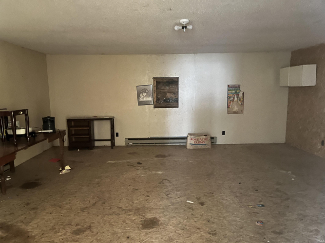Listing Image 28