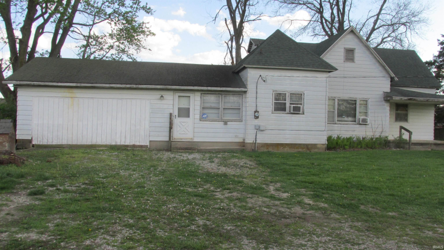 Listing Image 4