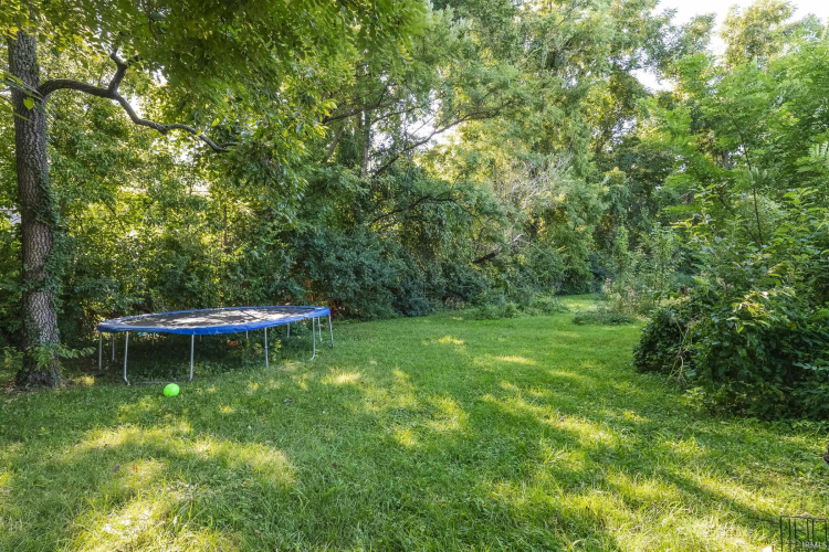Listing Image 30