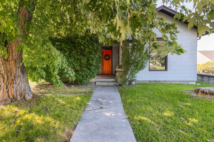 Listing Image 36