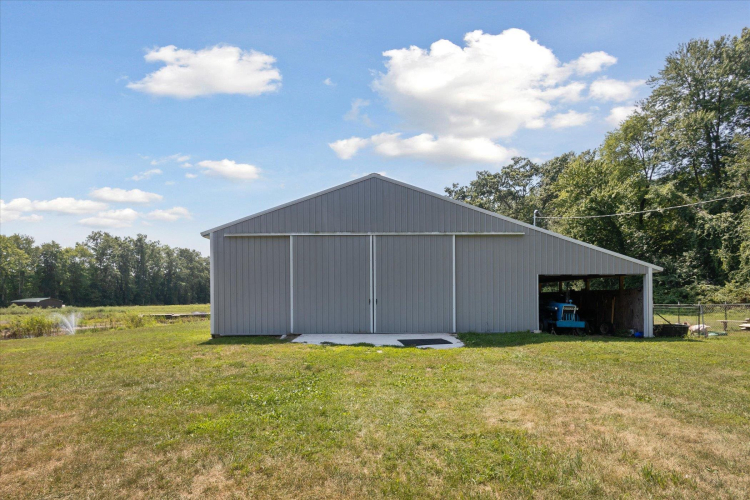 Listing Image 29
