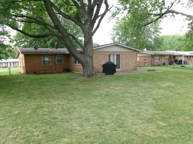 Listing Image 3