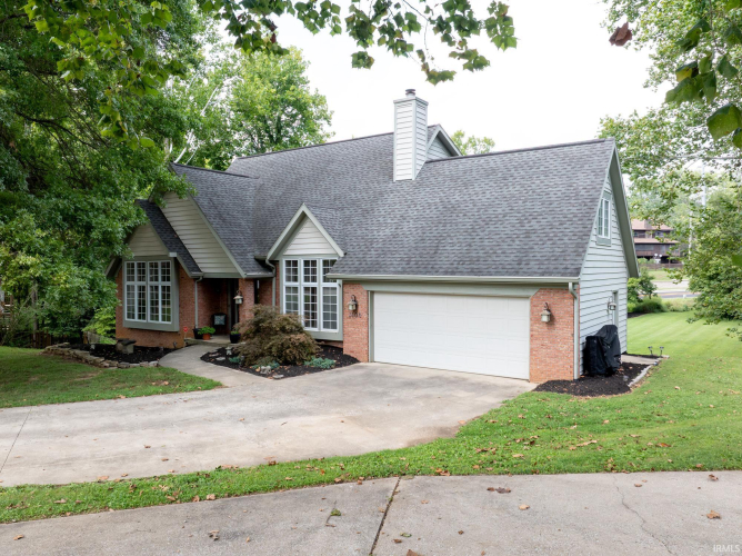 Listing Image 5