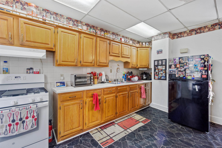 Listing Image 14