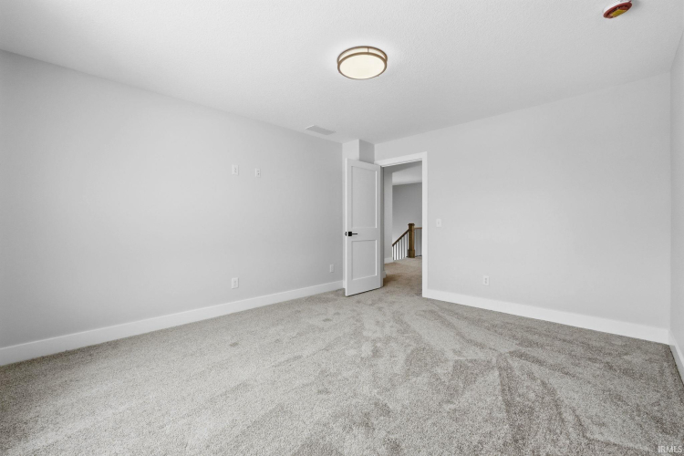Listing Image 30