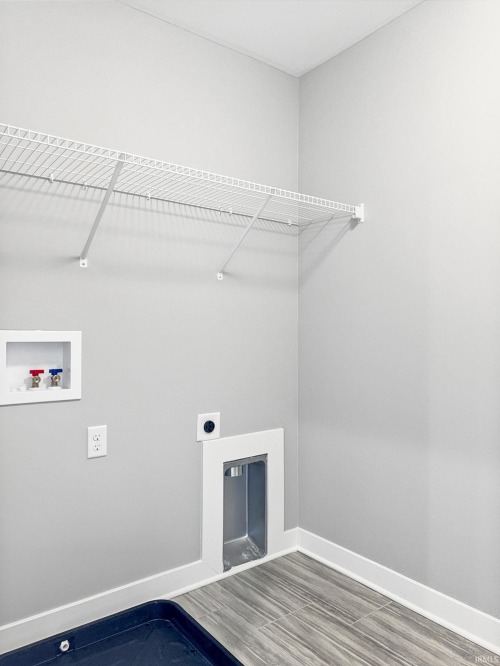 Listing Image 20