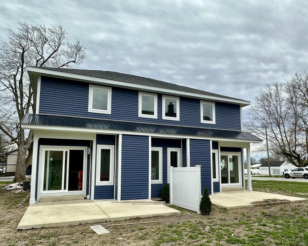 Listing Image 3