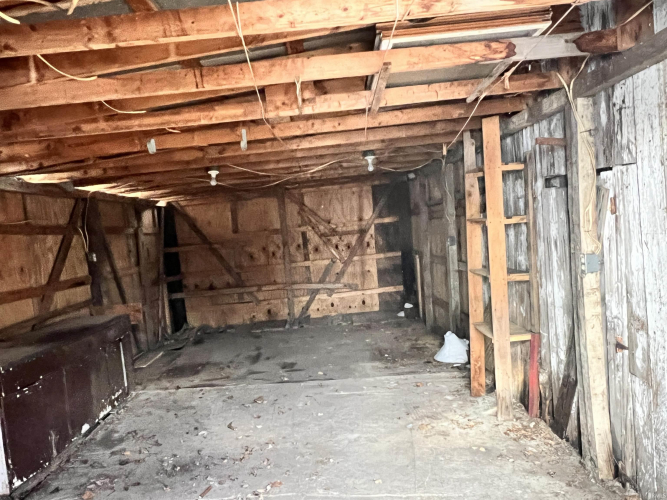 Listing Image 21