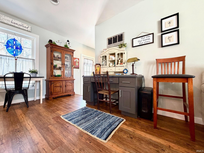 Listing Image 14