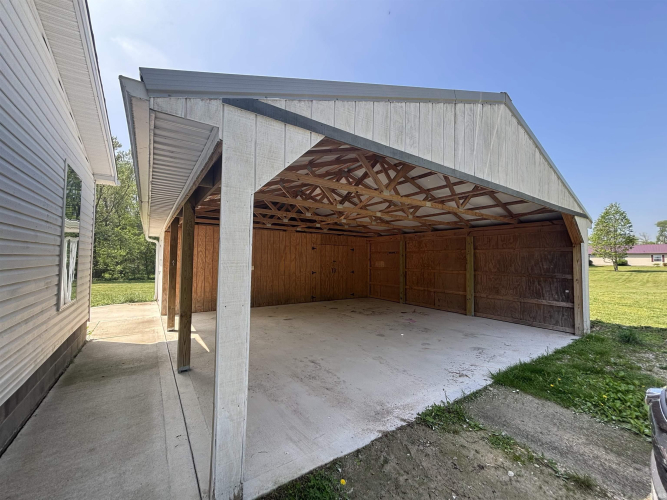 Listing Image 21