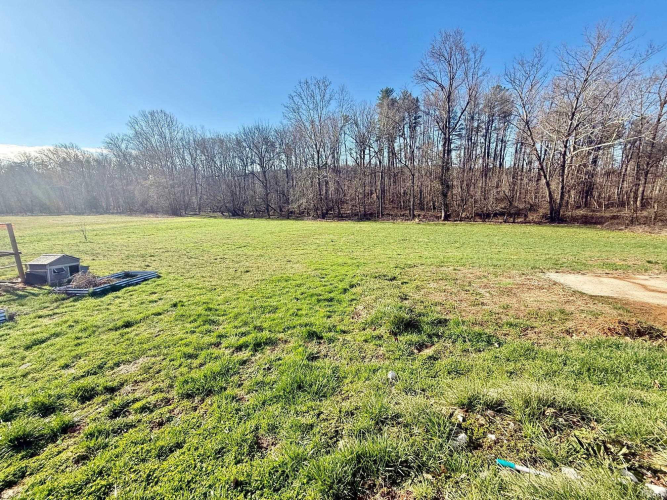 Listing Image 24