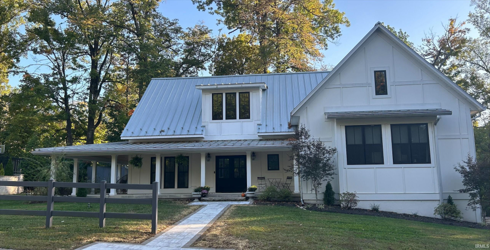 Listing Image 6