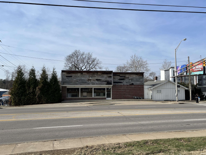 Listing Image 5