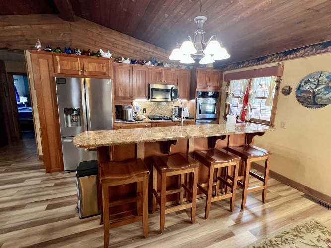 Listing Image 7
