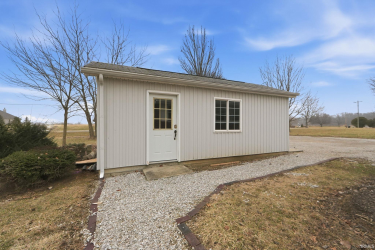 Listing Image 26