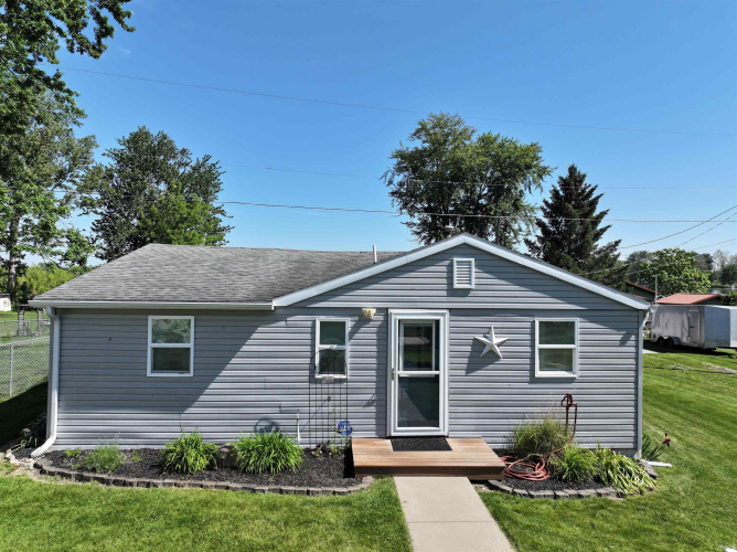 Listing Image 7