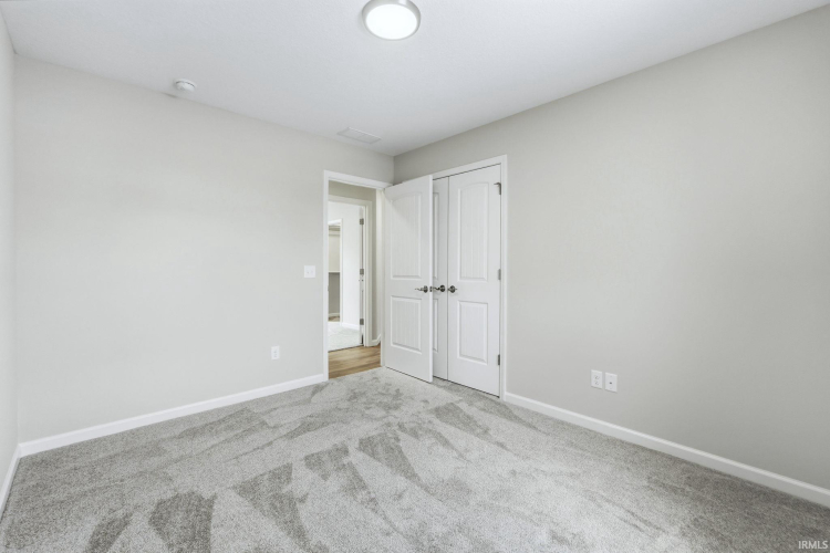 Listing Image 24