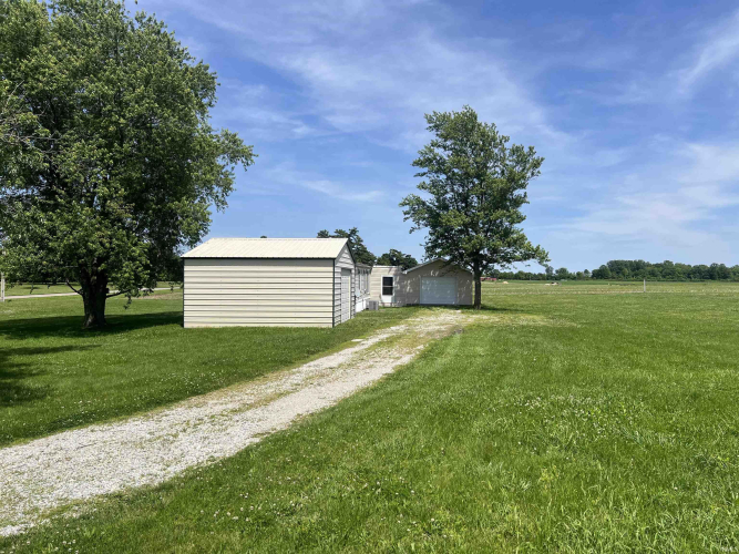 Listing Image 6