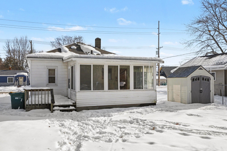Listing Image 12