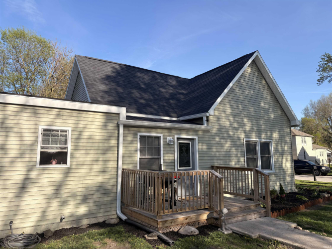 Listing Image 18