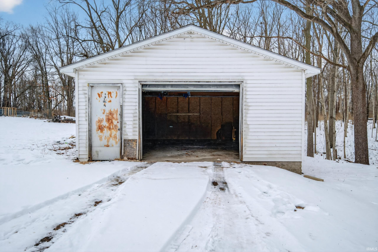 Listing Image 13