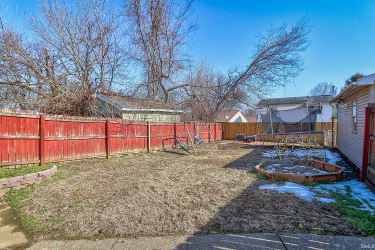 Listing Image 21