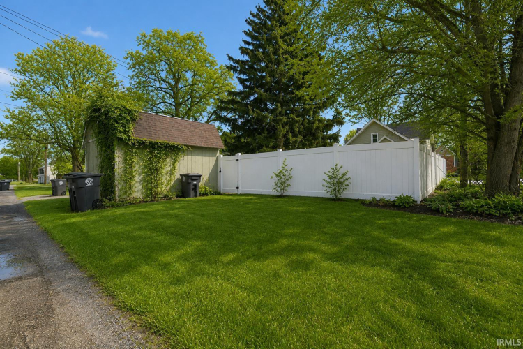 Listing Image 28