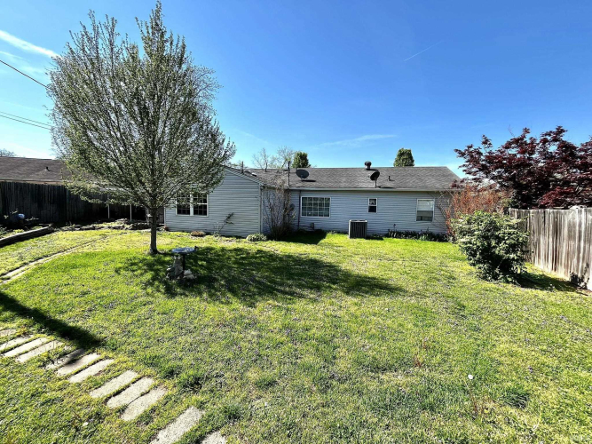 Listing Image 32