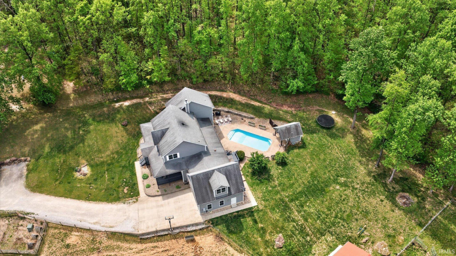 Listing Image 44