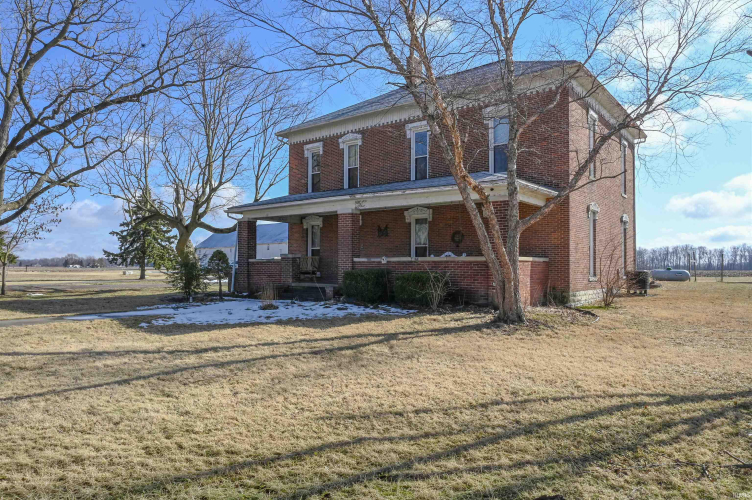 Listing Image 4