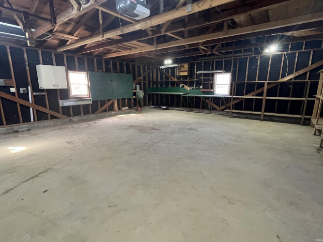 Listing Image 19