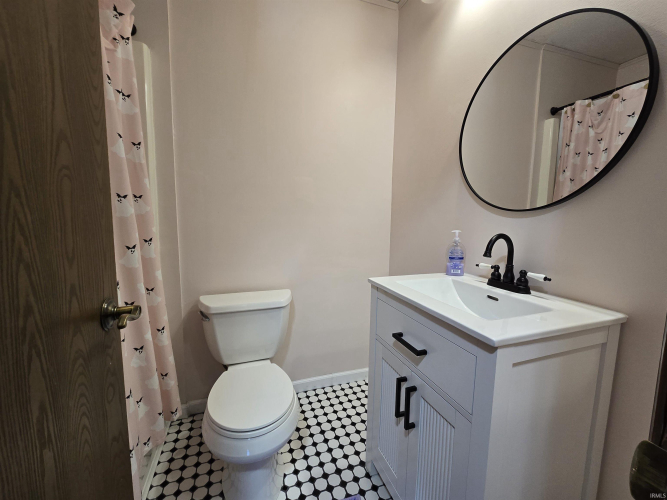 Listing Image 17