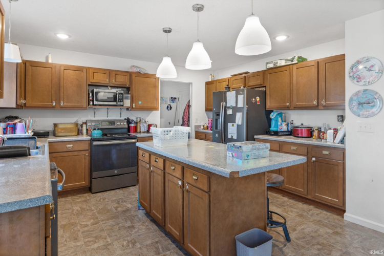 Listing Image 9