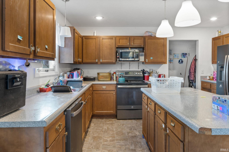 Listing Image 10