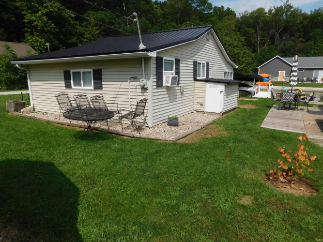 Listing Image 6