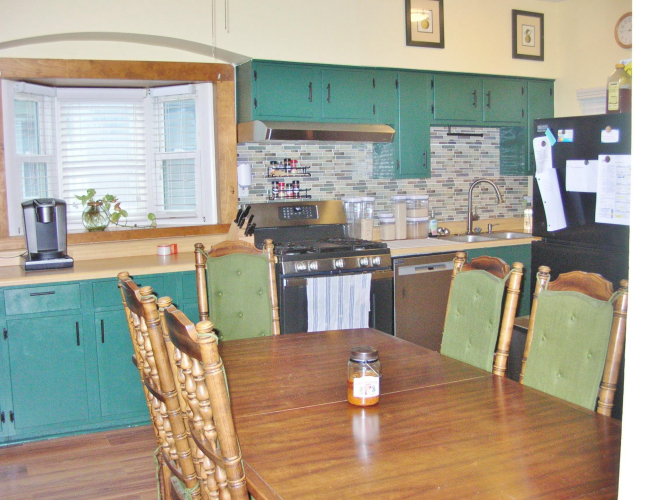 Listing Image 6