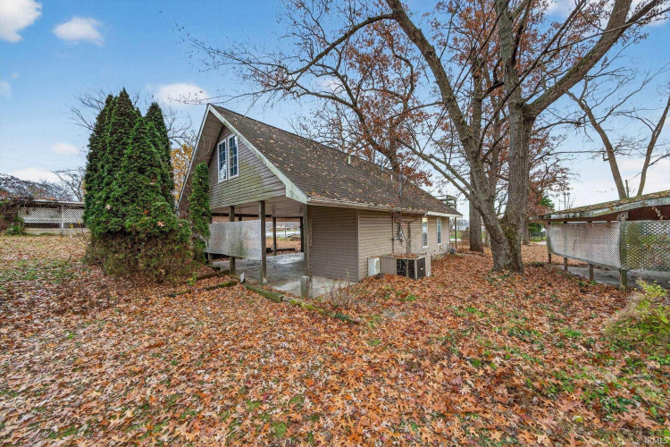 Listing Image 7