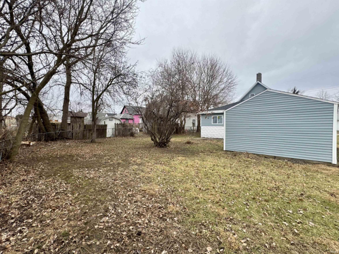Listing Image 13
