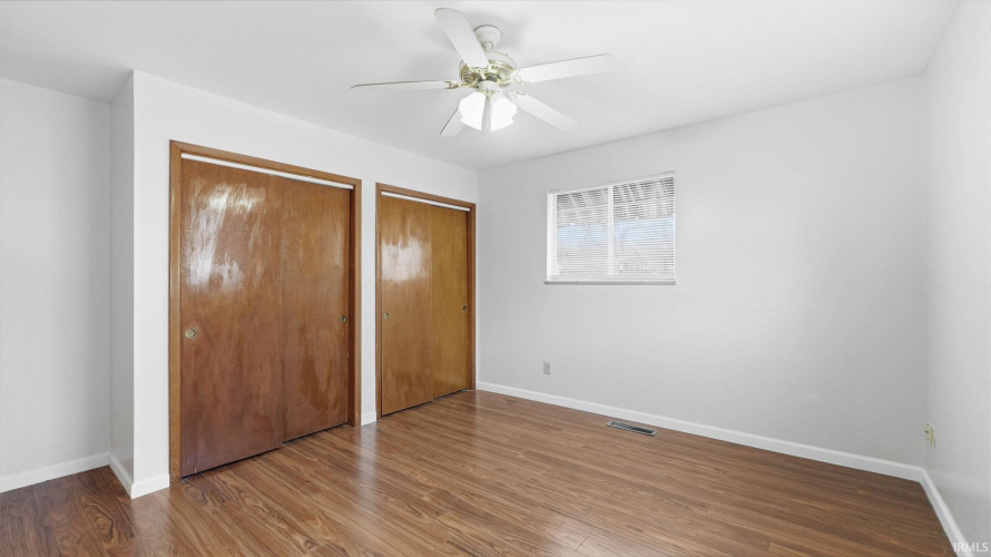 Listing Image 30