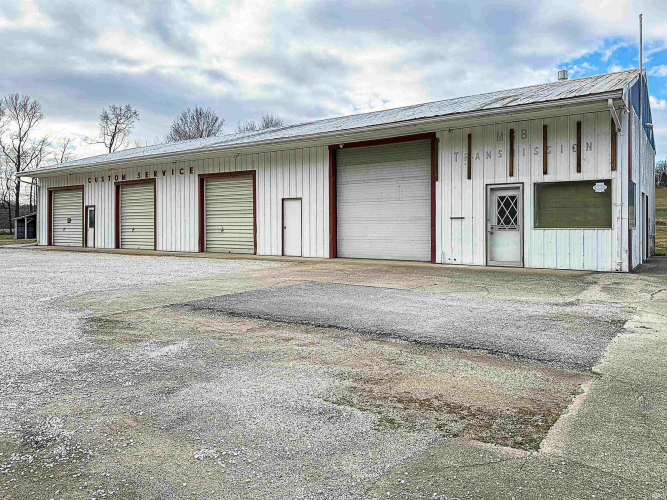 Listing Image 6