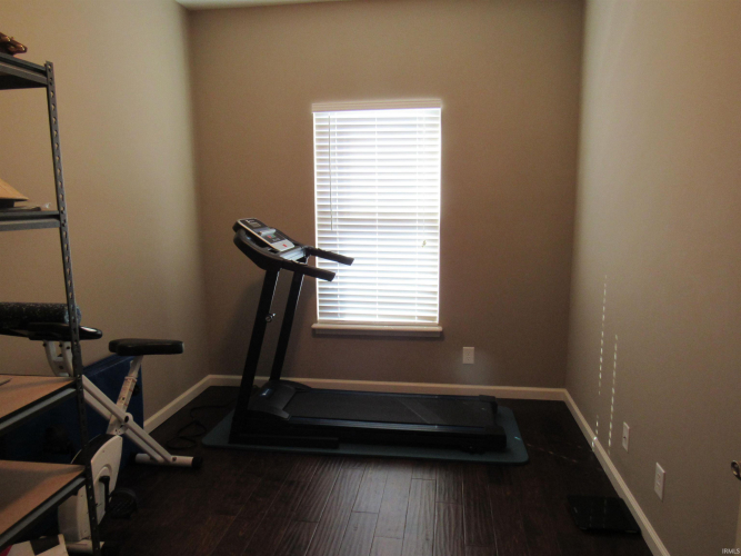 Listing Image 17