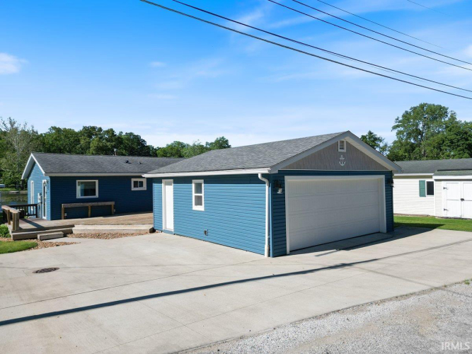 Listing Image 17