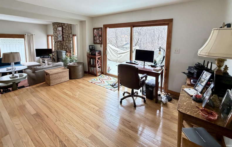 Listing Image 13