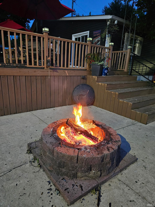 Listing Image 14