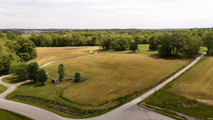 Listing Image 12